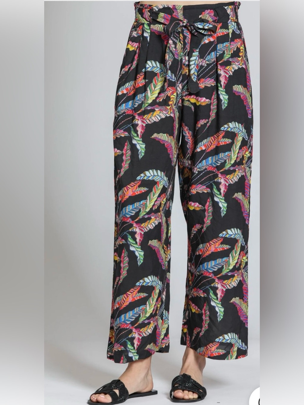 APNY Black Wide-Leg Tropical Print Tie-Waist Crop Pants